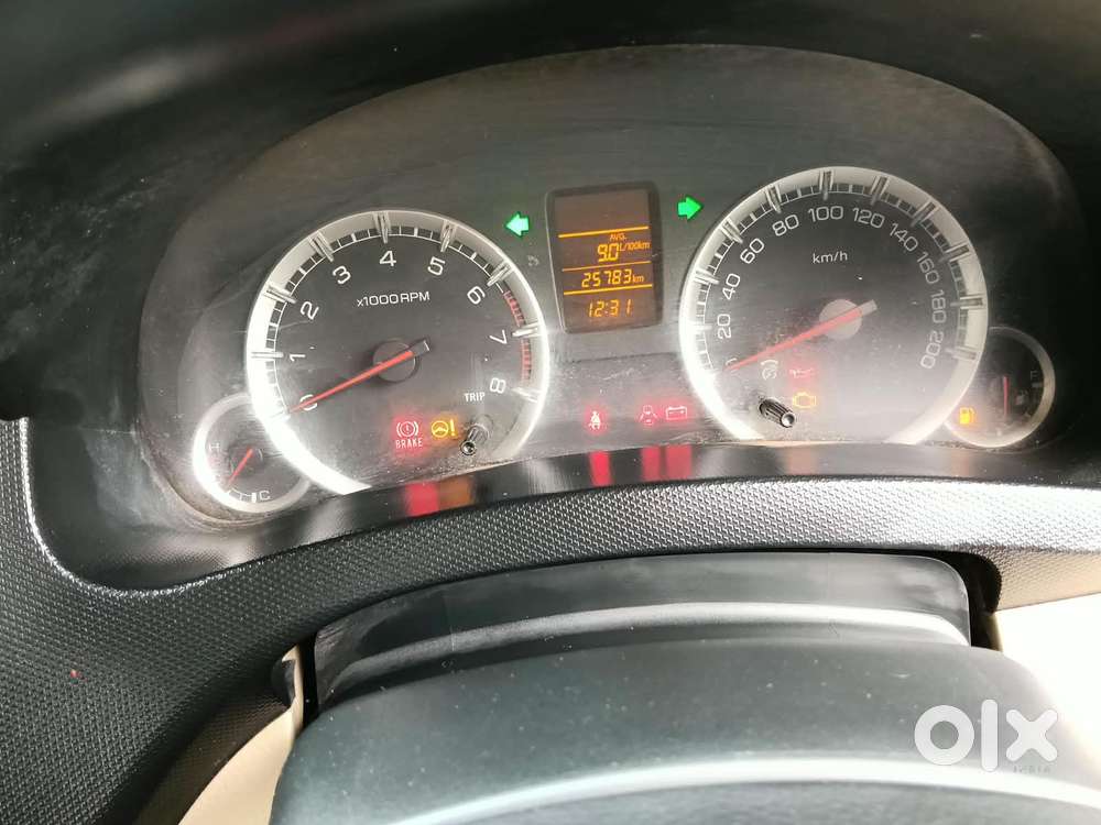 Maruti Suzuki Swift Dzire Vxi Optional, 2012, Petrol