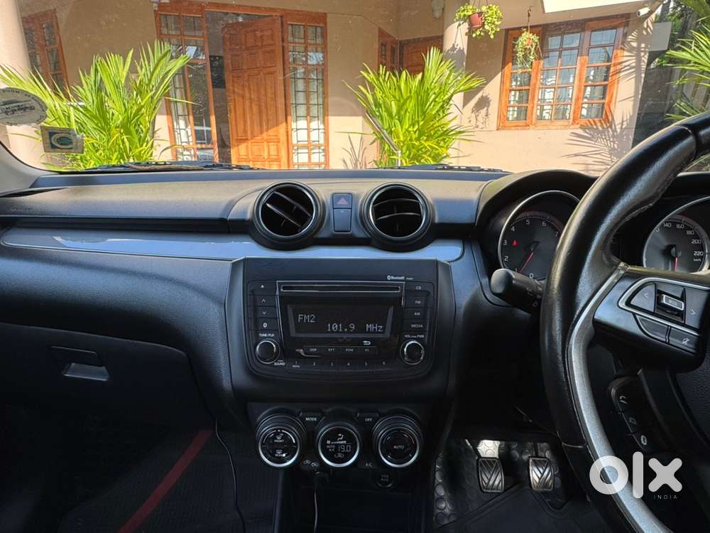 Maruti Swift Zxi 2018