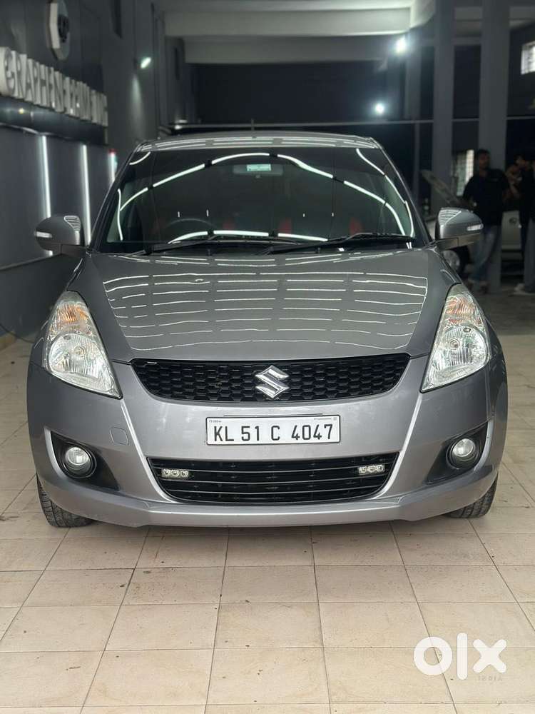 Maruti Suzuki Swift Vxi Glory Limited Edition, 2012, Petrol
