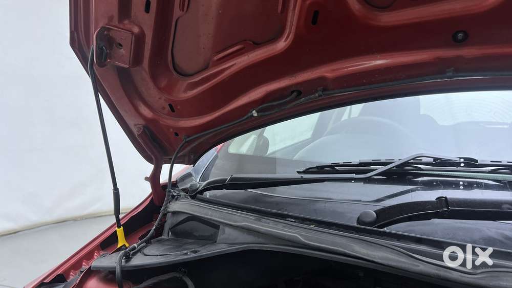 Tata Tiago Xza, 2017, Petrol