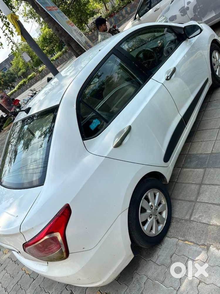 Hyundai Xcent 2015 Diesel 135000 Km Driven