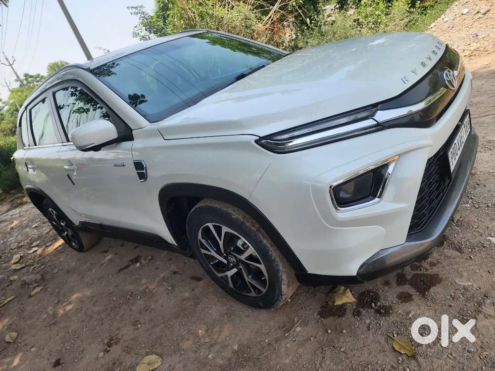Toyota Urban Cruiser Hyryder 2022 Petrol+ev 109000 Km Driven