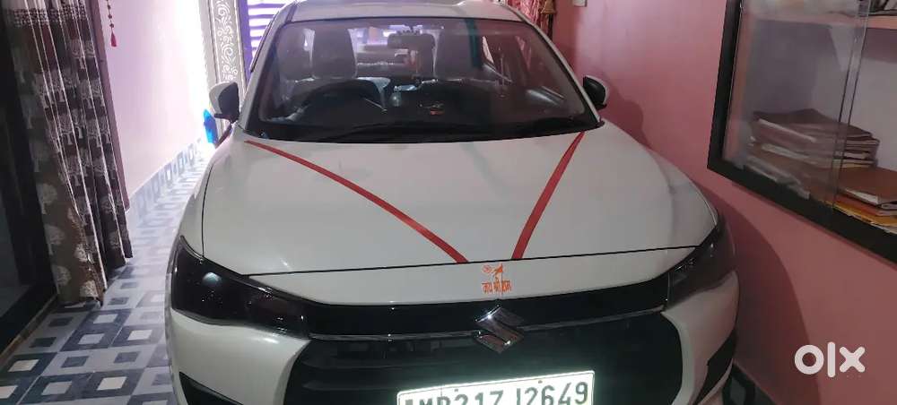 New H 5 Months Old 150000 Ki Accessories Bhi Lagi H Sath Me