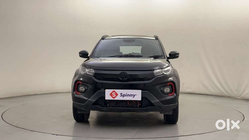 Tata Nexon 1.2 Revotron Xz Plus Luxs Red Dark Edition Amt, 2023, Pet..