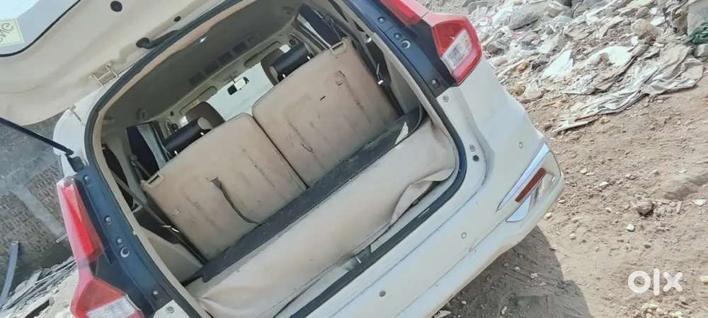 Good Condition 4 Tyre New Screen Tybe And All The Accocires Complite