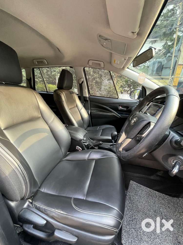 Toyota Innova Crysta 2.8 Gx At 8s, 2020, Diesel
