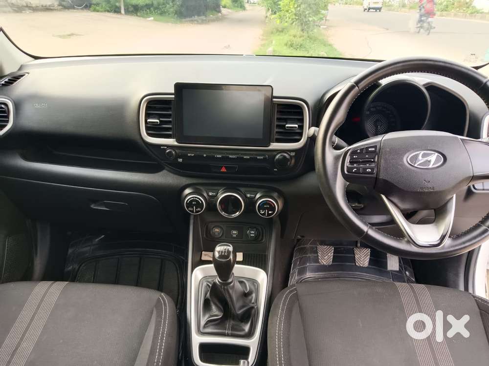 Hyundai Venue 1.2 S Plus, 2020, Petrol