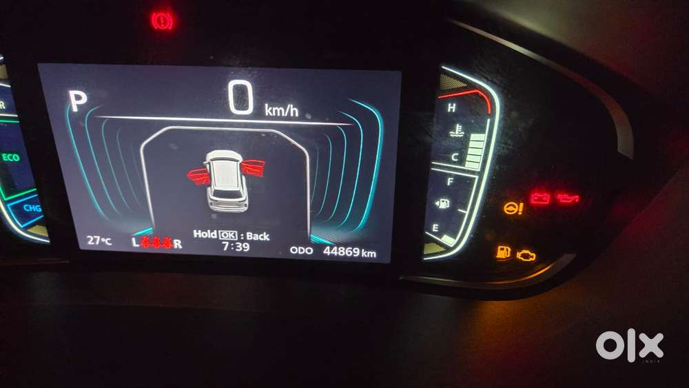 Toyota Urban Cruiser Hyryder 1.5 V Hybrid, 2024, Petrol