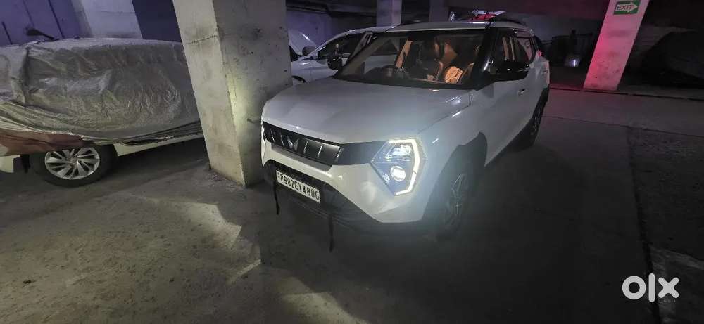 Mahindra Xuv 3xo 2024 Ax5
