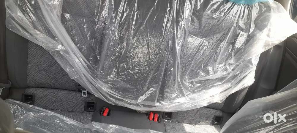 Skoda Kylaq Signature 2026 Finance At Car 850000 But I Need  Clear Fnc