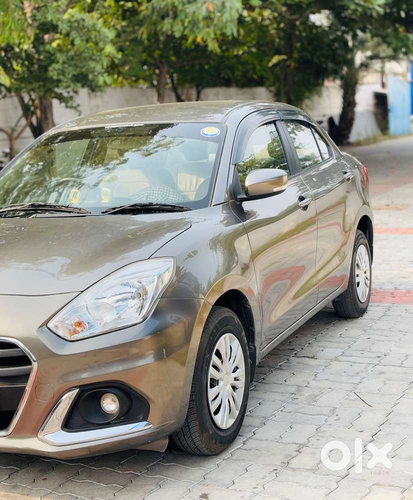 Maruti Suzuki Dzire Vxi Ags, 2021, Petrol