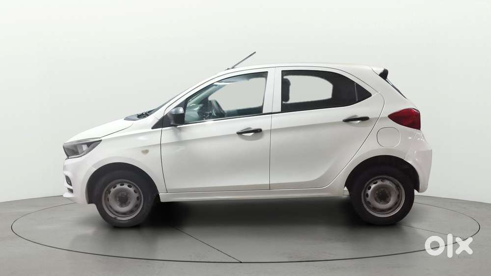 Tata Tiago 1.2 Revotron Xm, 2022, Cng & Hybrids