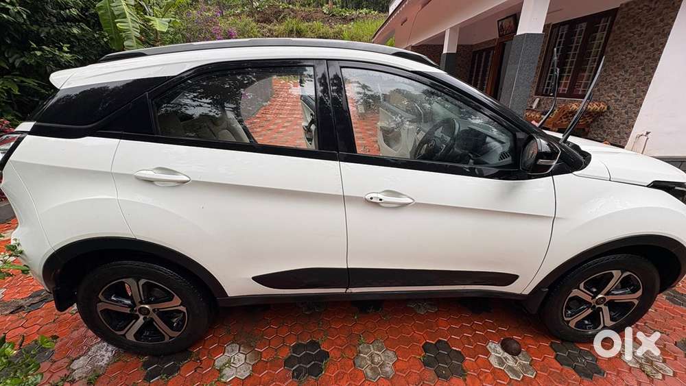 Tata Nexon Petrol 2023