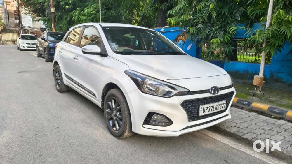 Hyundai I20 Sportz 1.2 Ivt, 2020, Petrol