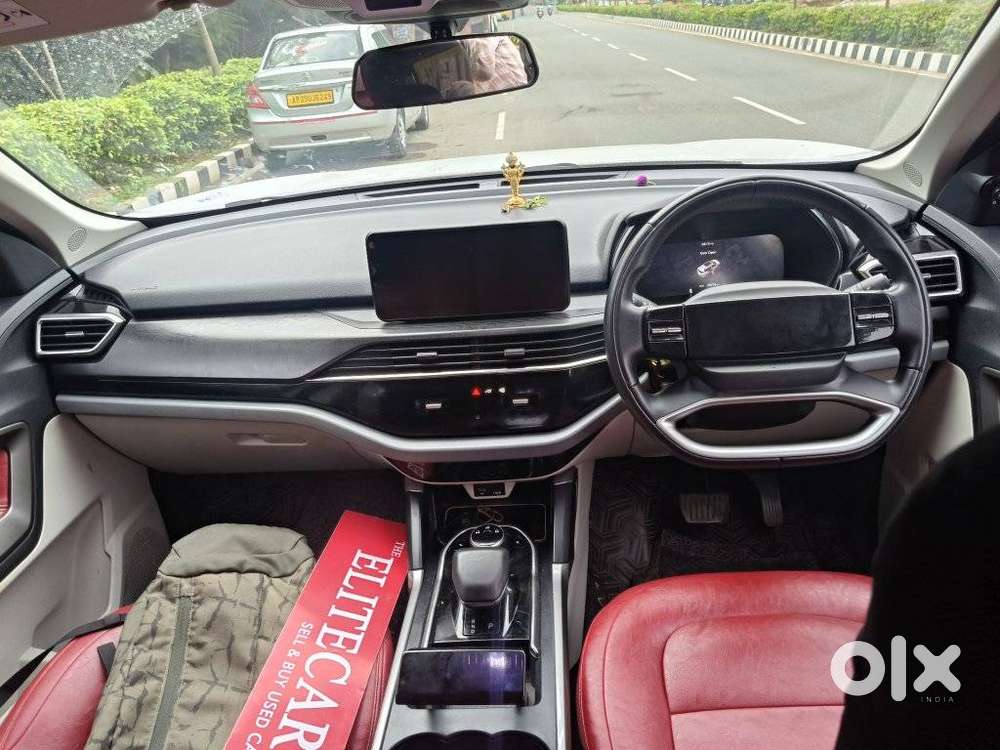 Tata Safari Pure Plus S, 2024, Diesel