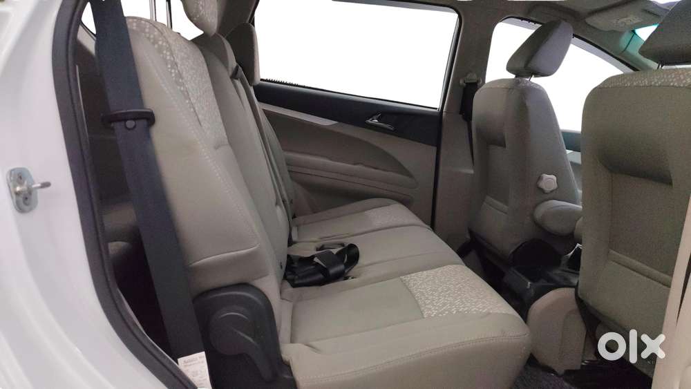 Mahindra Marazzo M6 8str, 2025, Diesel
