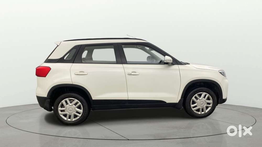 Maruti Suzuki Vitara Brezza 1.5 Vxi At, 2022, Petrol