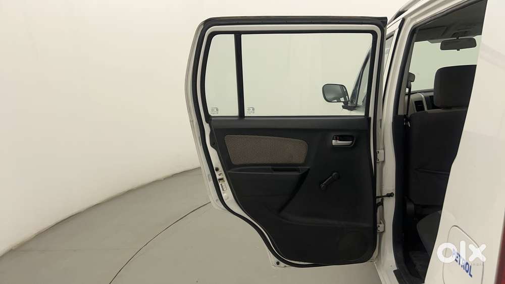 Maruti Suzuki Wagon R Lxi 1.0, 2015, Petrol