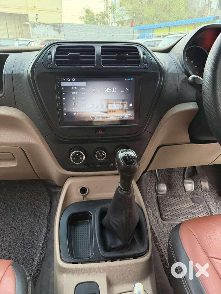 Mahindra Tuv 300 Plus P4, 2018, Diesel