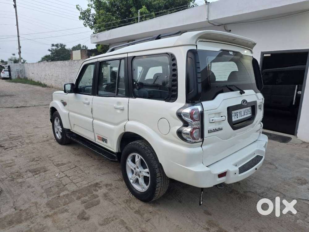 Mahindra Scorpio S10 4wd, 2017, Diesel