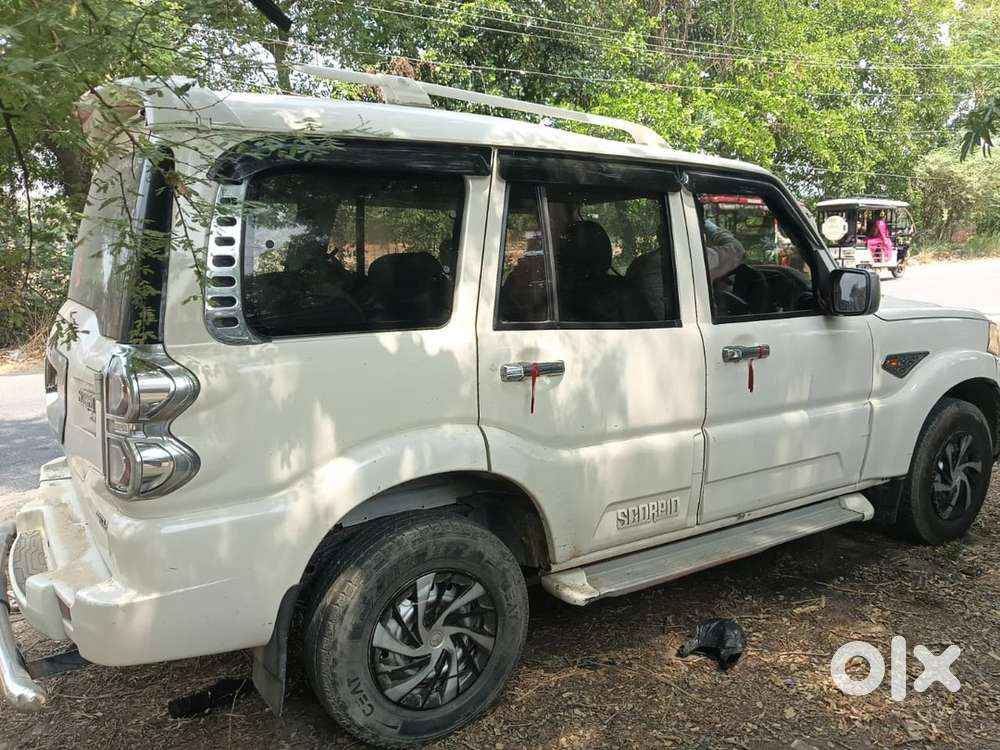 Mahindra Scorpio 2017 Diesel 140000 Km Driven
