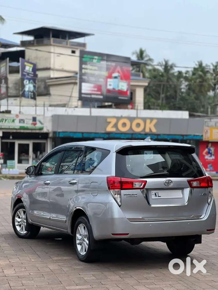 Toyota Innova Crysta 2.4 2018 Model Well Maintained