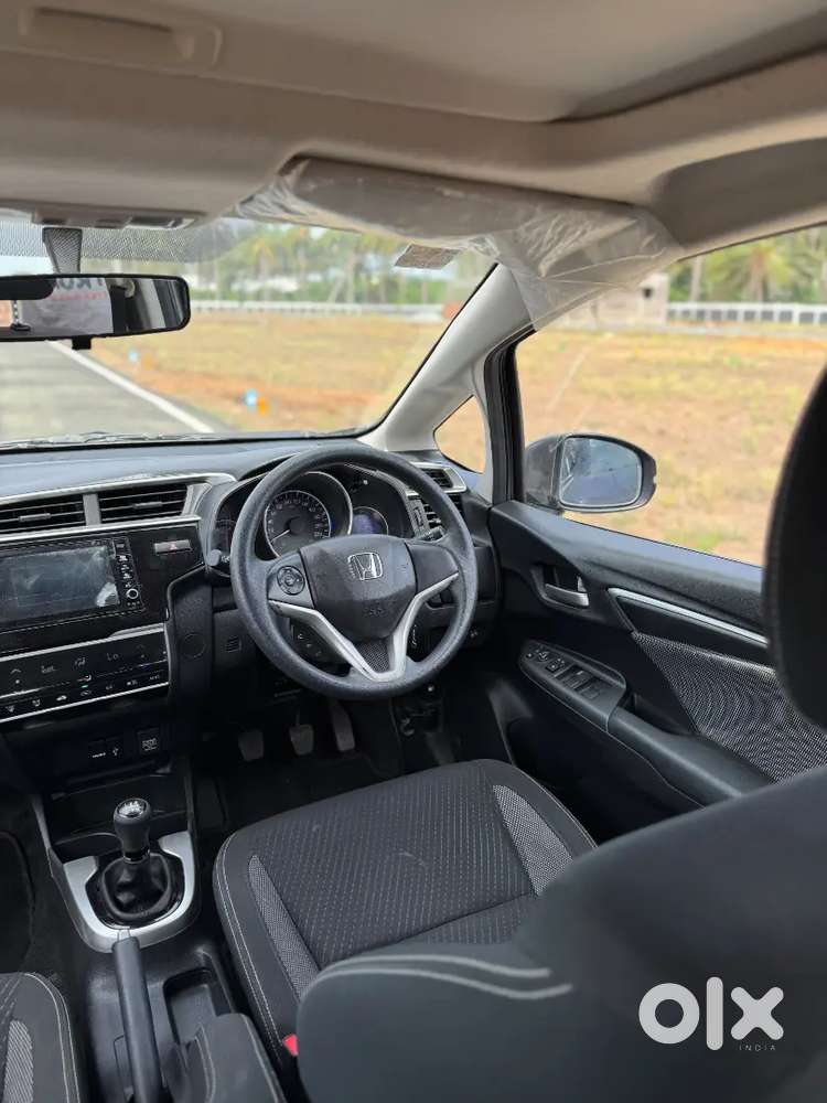 Honda Wr-v 2018 Petrol 15300 Km Driven