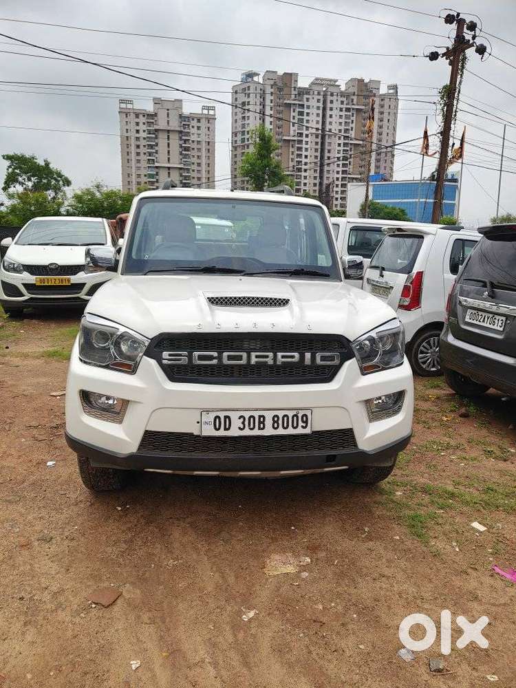 Mahindra Scorpio S10, 2017, Diesel