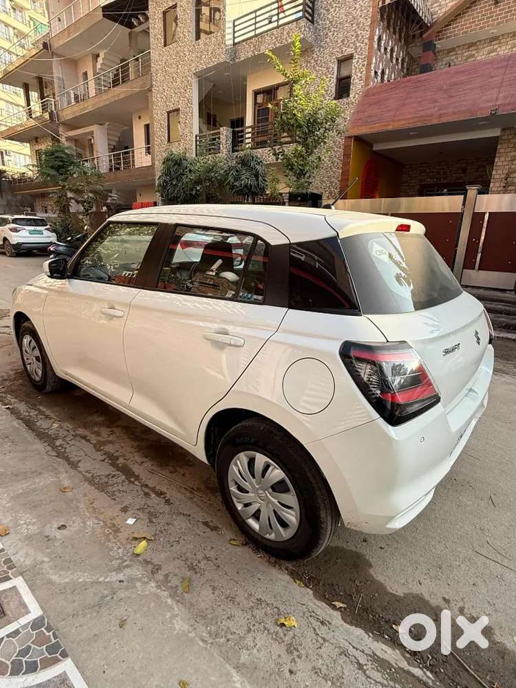 Maruti Suzuki Swift 2025 Cng Comercial Car With Yellow No. Plate