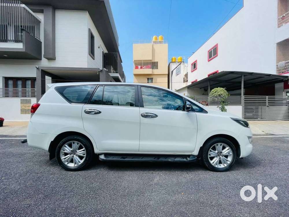 Toyota Innova Crysta 2.8 Z, 2016, Diesel