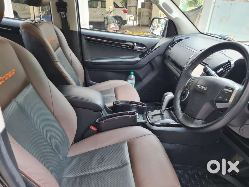 Isuzu Top Model Diesel 4x4 Automatic 2022
