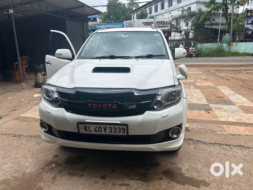 Toyota Fortuner 4x2 At, 2013, Diesel