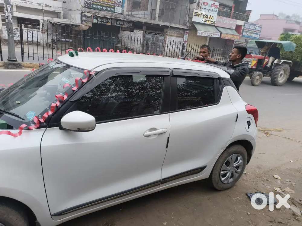 Maruti Suzuki Swift 2023 Cng & Hybrids 64000 Km Driven