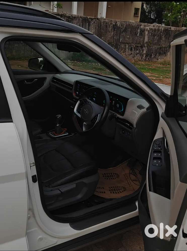 Creta 2024 Petrol (so) Sun Roof And Moon Roof