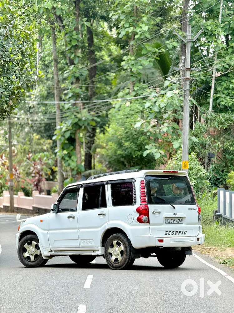 Mahindra Scorpio 2012