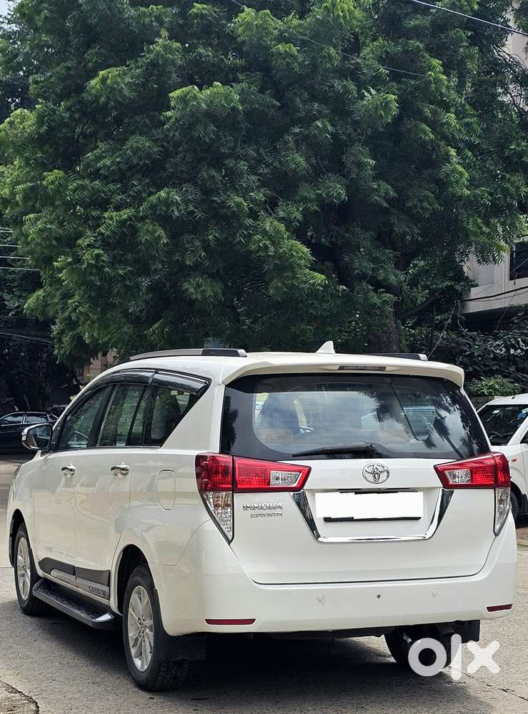 Toyota Innova Crysta 2.4 G Mt, 2017, Diesel