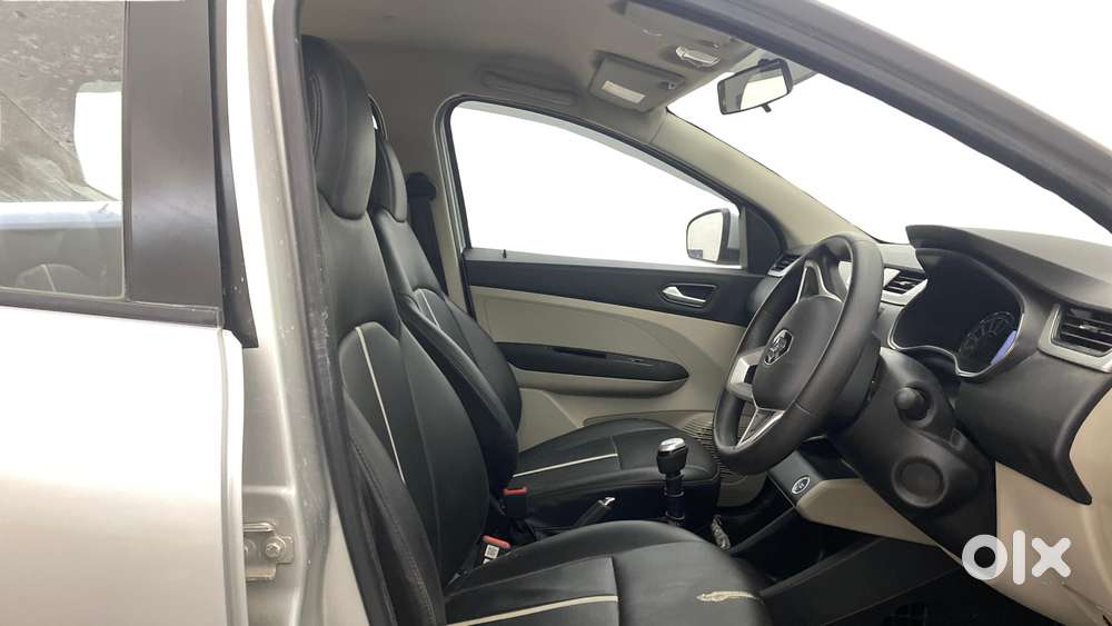 Renault Triber Rxz, 2019, Petrol