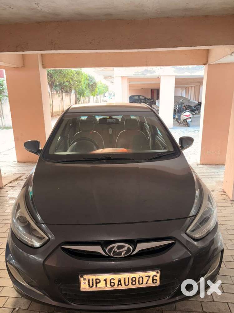 Hyundai Fluidic Verna 2015