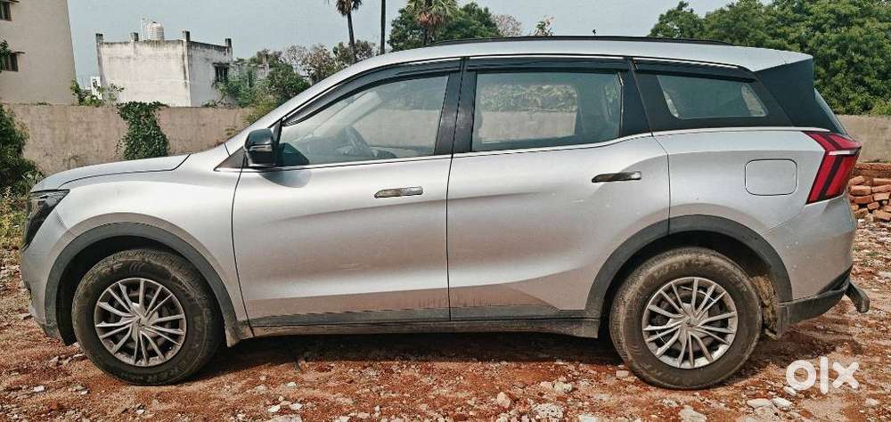 Mahindra Xuv700 2.2 Ax 3 Diesel Mt 5 Str, 2022, Diesel