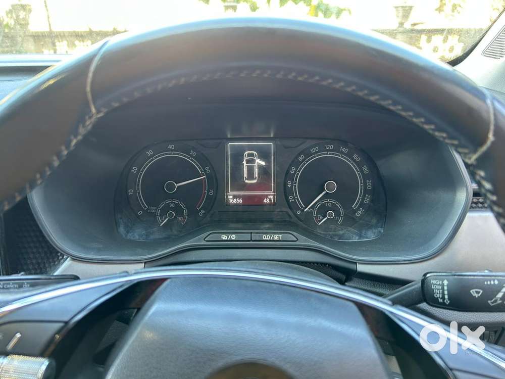 Skoda Kushaq 1.0 Tsi Ambition, 2023, Petrol