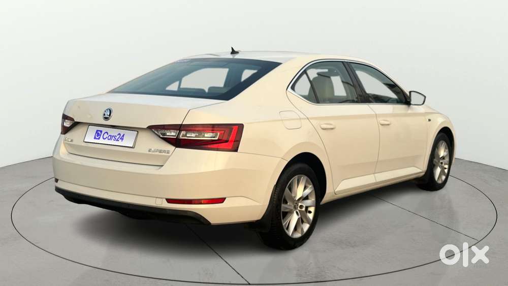 Skoda Superb Lk 1.8 Tsi At, 2016, Petrol