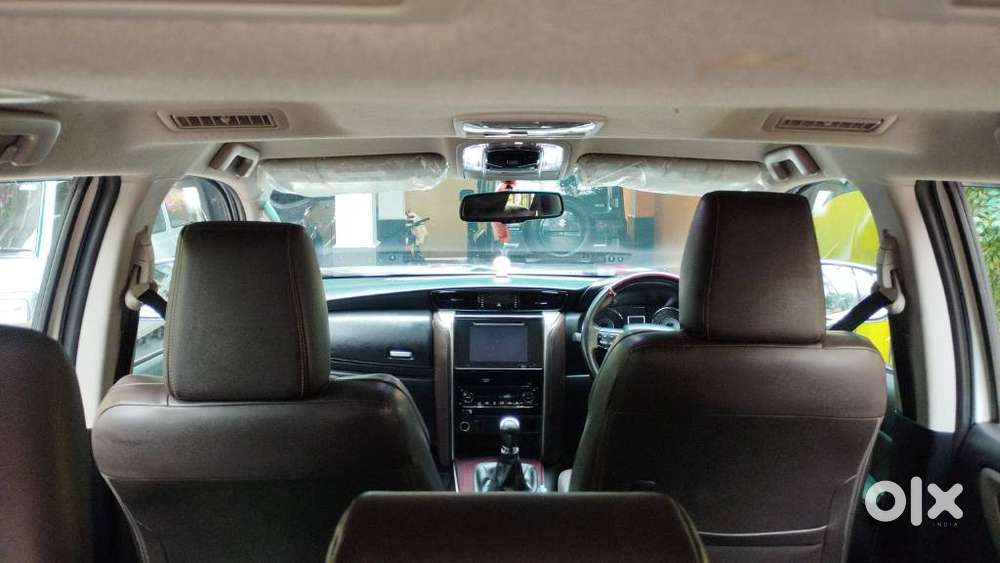 Toyota Fortuner [2021-ongoing] 2.8 2wd Diesel Mt, 2020, Diesel