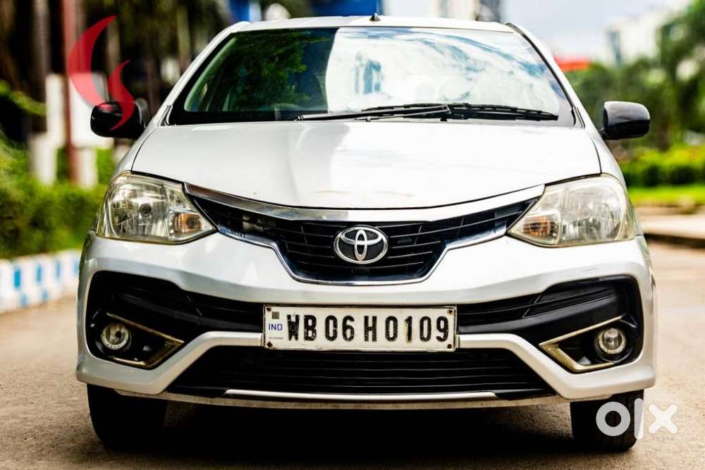 Toyota Etios Liva G, 2011, Petrol