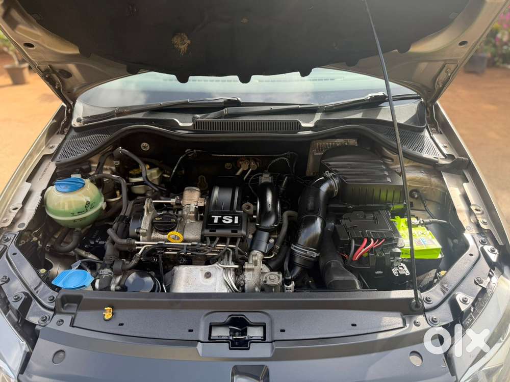 Volkswagen Vento 1.2 Tsi Highline At, 2016, Petrol