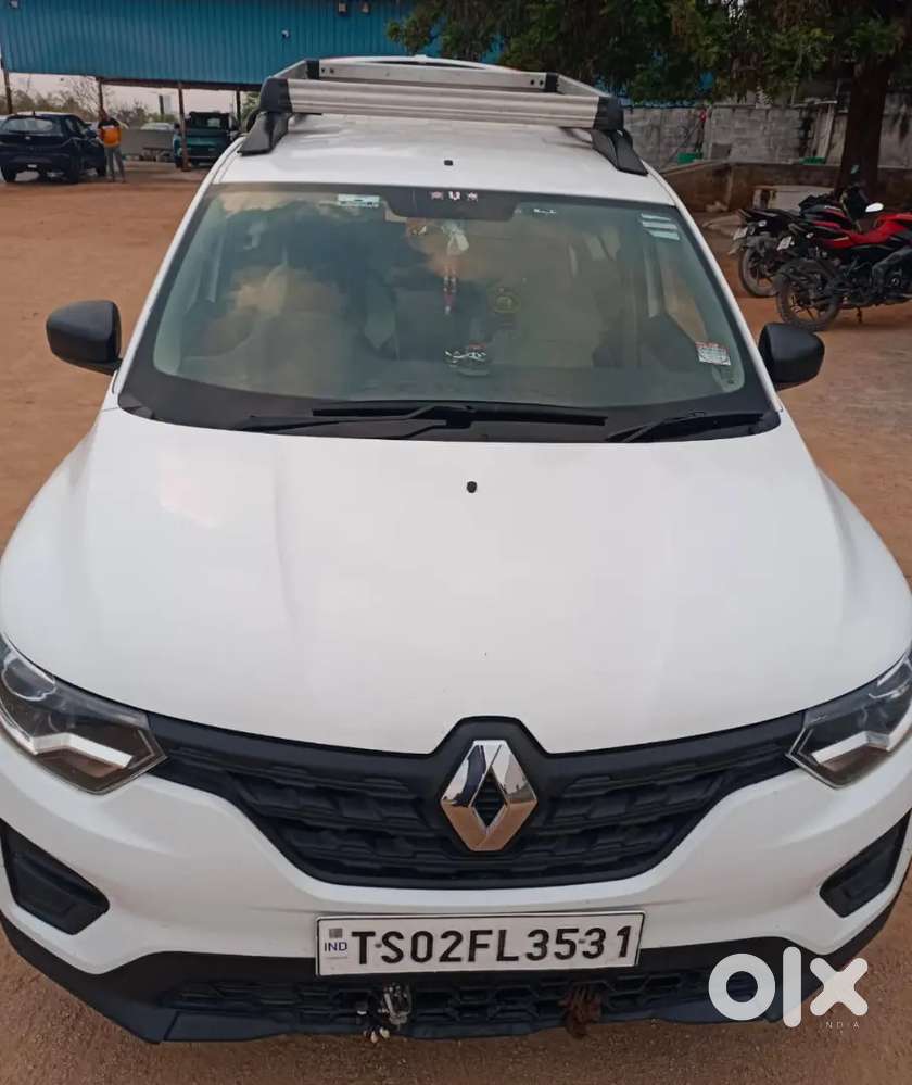 Renault Triber 1.0 Rxe 2023 Car