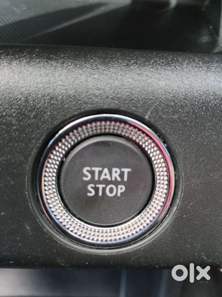 Renault Triber, 2022, Petrol