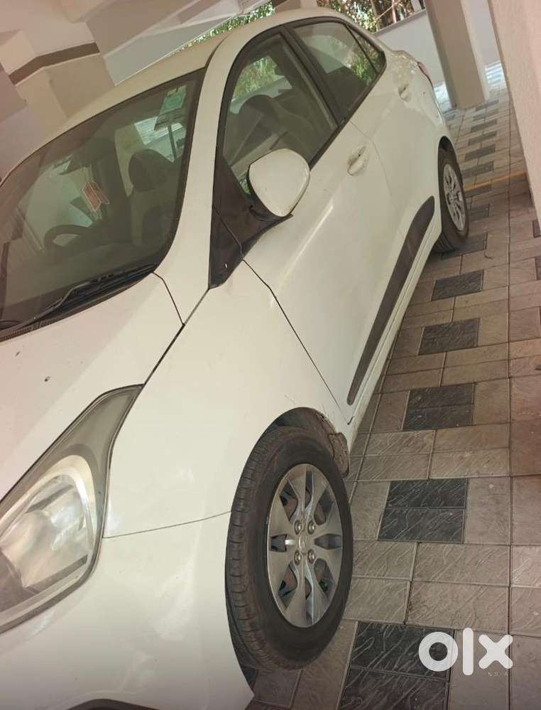 Hyundai Xcent 2016 Petrol Well Maintained