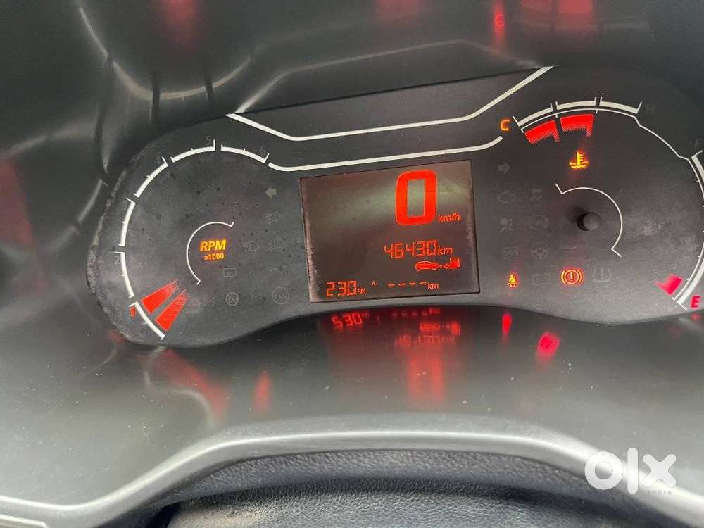 Renault Triber 1.0 Rxe, 2021, Petrol