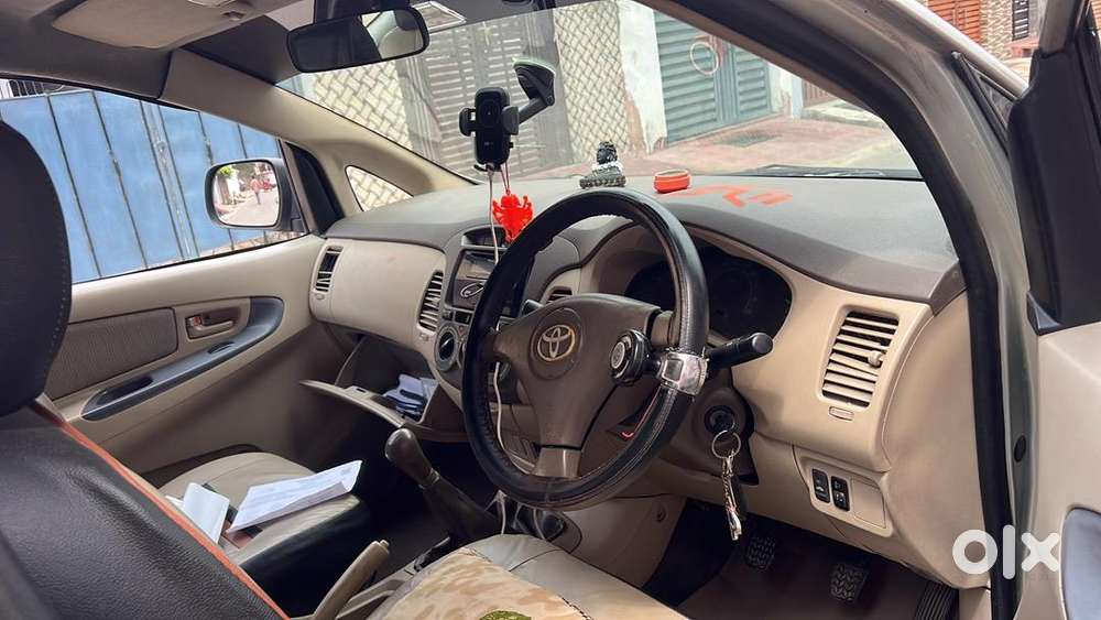 Toyota Innova 2006 Diesel Well Maintained