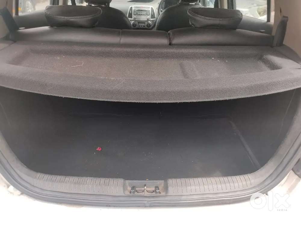 Hyundai I20 Sportz 2012 Diesel With 4th Owner